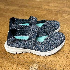 Women’s Skechers